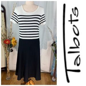Talbots black and white short sleeve sweater A-line dress